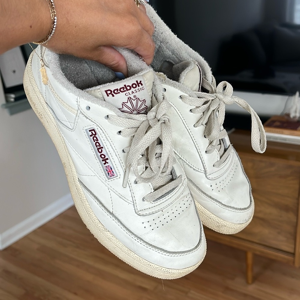 Reebok classics size 8